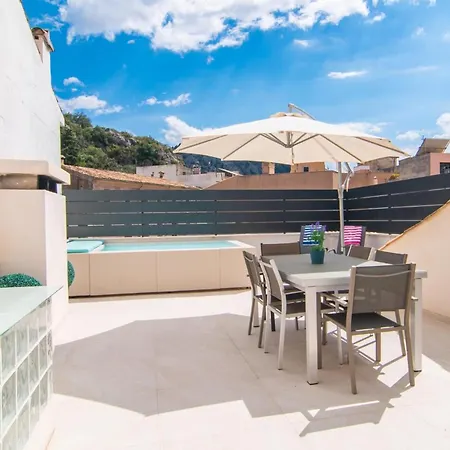 Holiday home Pare Vives