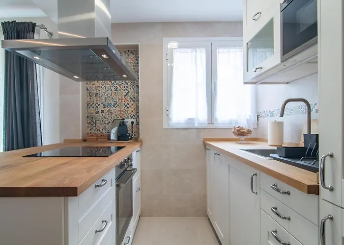 Pare Vives Польенса